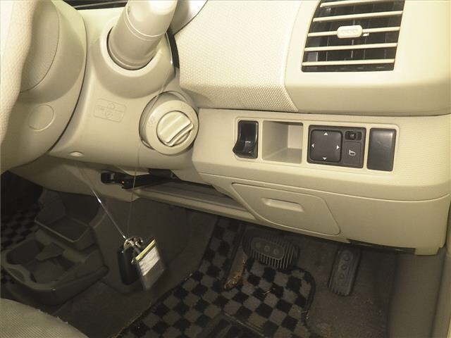 Nissan MARCH 2003 8104864-8