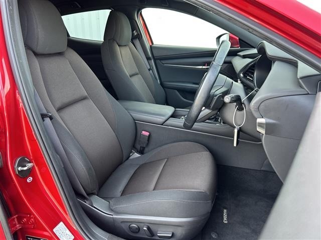 Mazda MAZDA3 2019 8096619-6