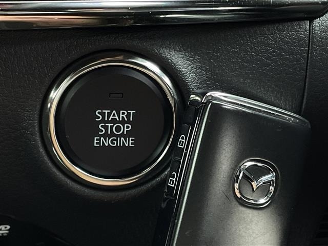 Mazda MAZDA3 2019 8096631-8