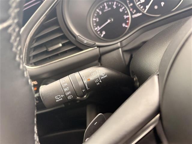 Mazda MAZDA3 2019 8096640-10