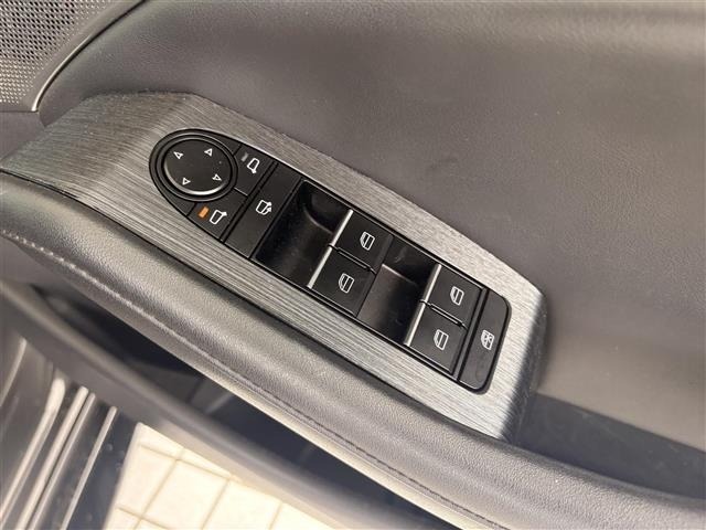 Mazda MAZDA3 2019 8096640-4