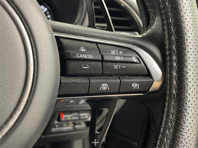 Mazda MAZDA3 2023 8096660-10