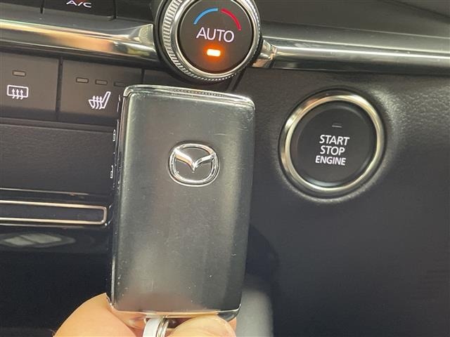 Mazda MAZDA3 2023 8096669-10