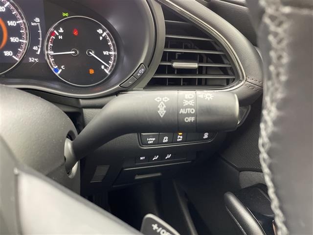 Mazda MAZDA3 2023 8096669-16