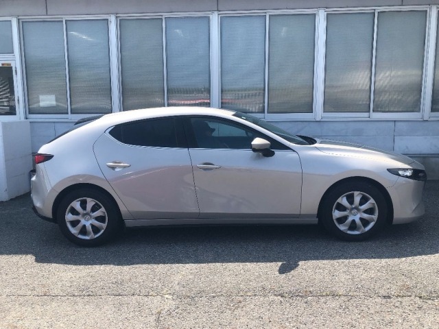 Mazda MAZDA3 2022 8096673-3