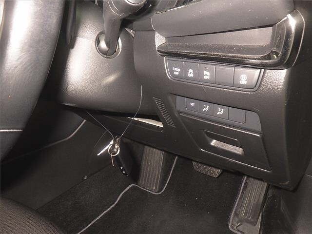 Mazda MAZDA3 2020 8096704-8