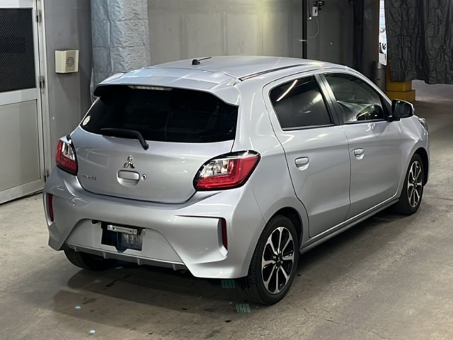 Mitsubishi MIRAGE 2023 8101046-5