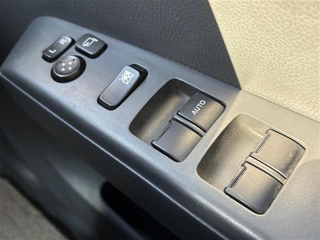 Nissan MOCO 2012 8094257-2