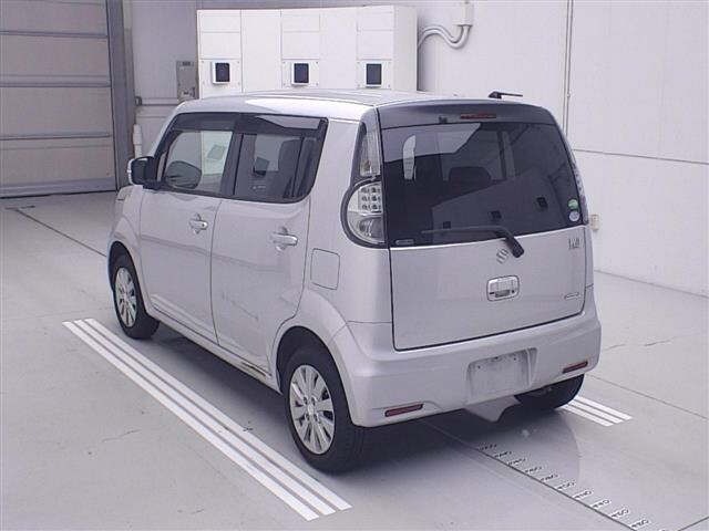 Suzuki MR WAGON 2013 8103270-1