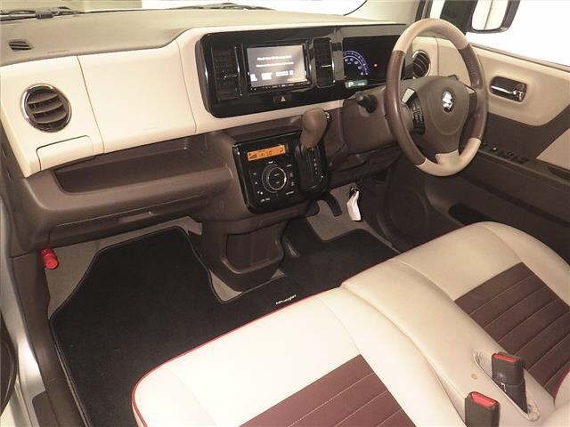Suzuki MR WAGON 2013 8103270-4