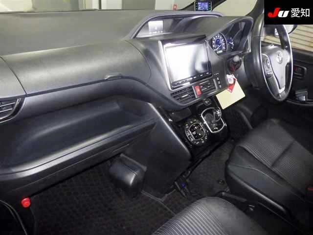 Toyota NOAH 2017 8091583-3