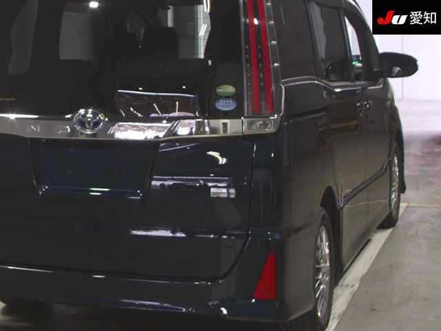 Toyota NOAH 2017 8091583-8