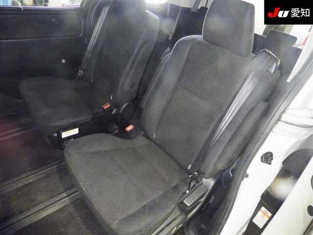 Toyota NOAH 2016 8091584-4
