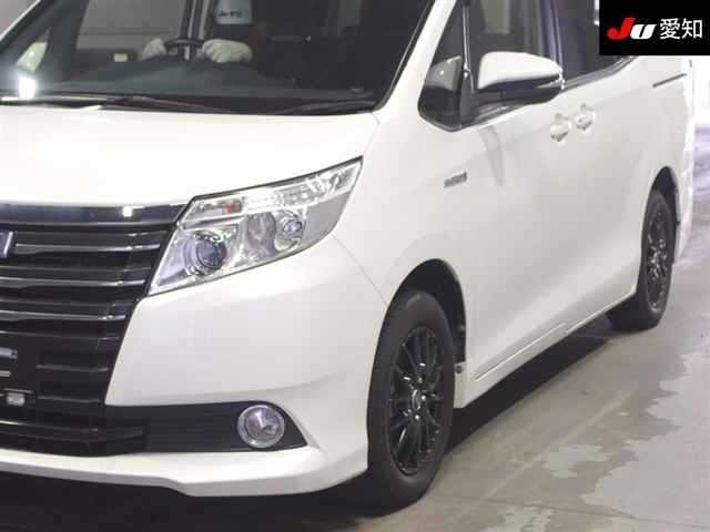 Toyota NOAH 2016 8091584-7