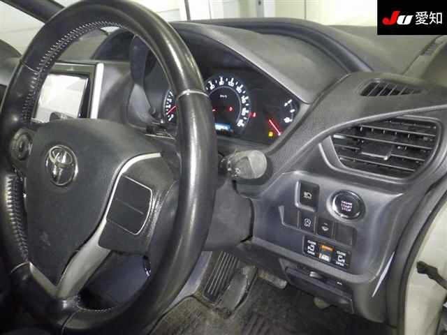 Toyota NOAH 2015 8091599-5