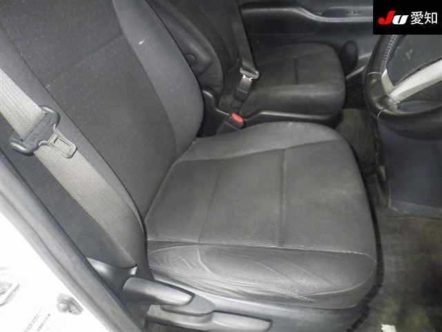 Toyota NOAH 2015 8091599-6