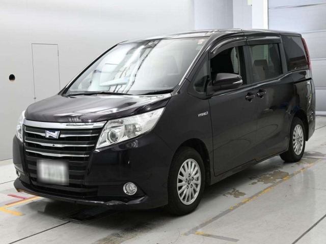 Toyota NOAH 2014 8091667-0