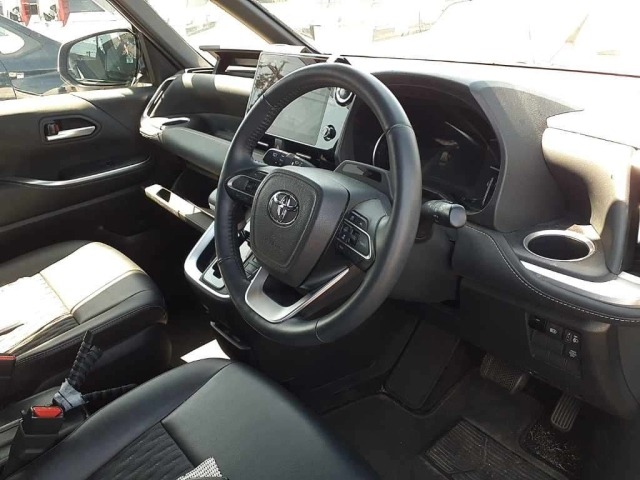 Toyota NOAH 2023 8091679-9