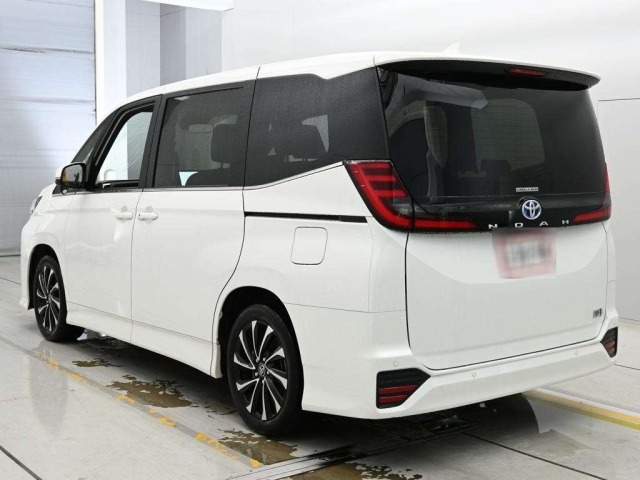 Toyota NOAH 2023 8091686-6