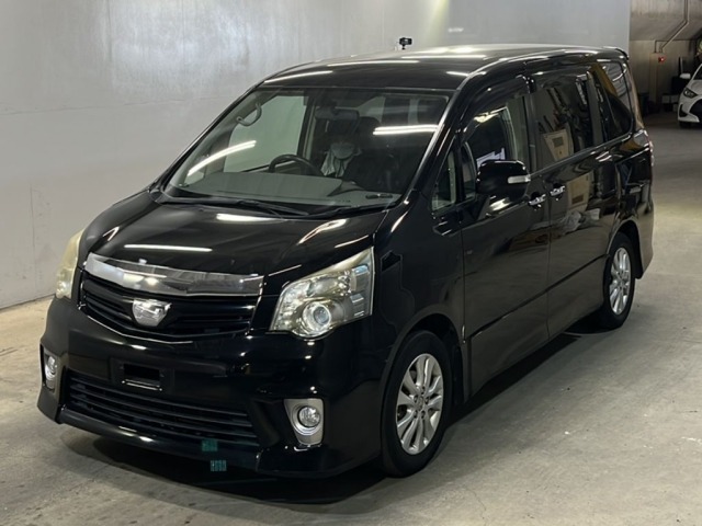 Toyota NOAH 2011 8091707-0