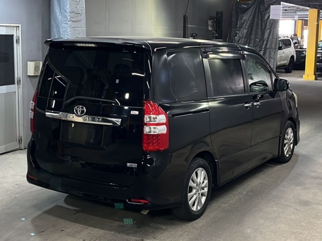Toyota NOAH 2011 8091707-5