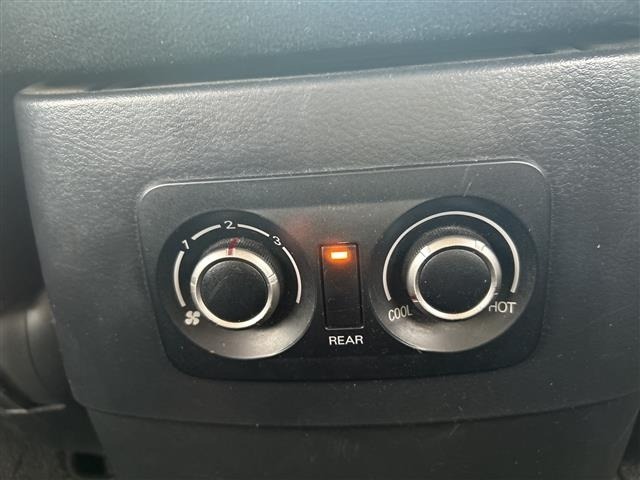 Mitsubishi PAJERO 2015 8100438-2