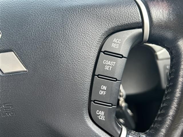 Mitsubishi PAJERO 2015 8100438-3