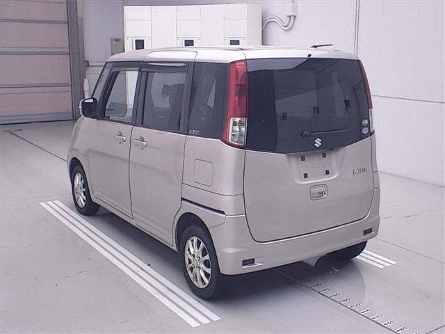 Suzuki PALETTE 2012 8104111-1