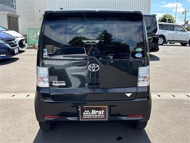 Toyota PIXIS SPACE 2016 8104763-8