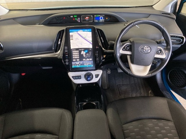 Toyota PRIUS PHV 2017 8101051-3