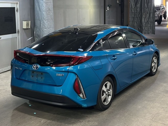 Toyota PRIUS PHV 2017 8101051-5