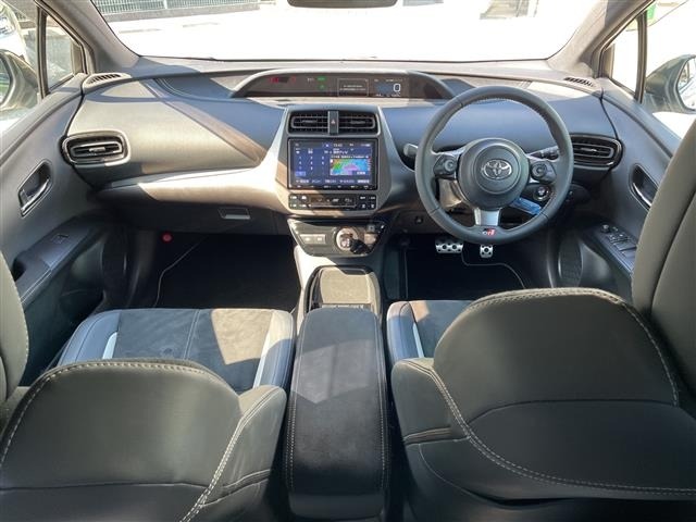 Toyota PRIUS PHV 2021 8101647-15