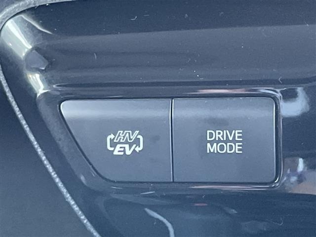 Toyota PRIUS PHV 2021 8101647-7