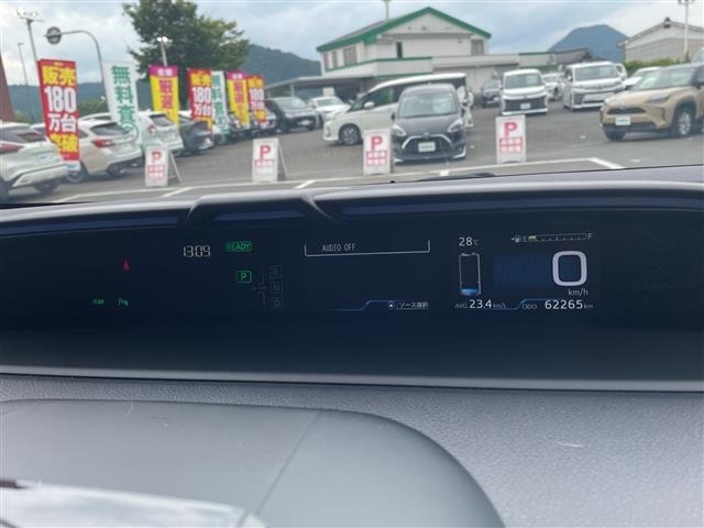 Toyota PRIUS PHV 2019 8101758-1