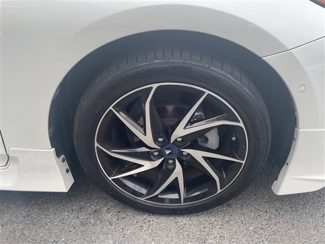 Toyota PRIUS PHV 2019 8101758-12