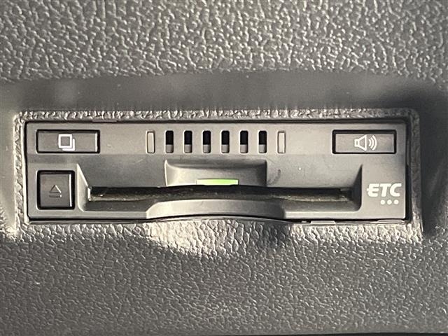 Toyota PRIUS PHV 2019 8101758-7