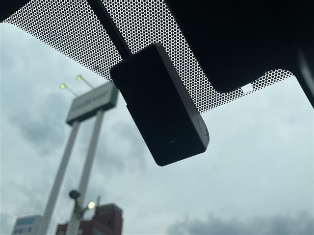 Toyota PRIUS PHV 2019 8101758-8