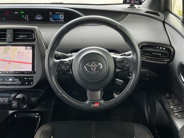 Toyota PRIUS PHV 2018 8101759-10