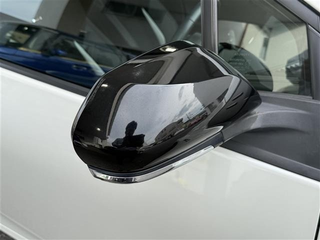Toyota PRIUS PHV 2018 8101759-9