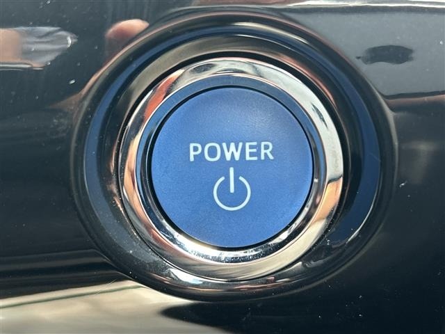 Toyota PRIUS PHV 2019 8101800-2
