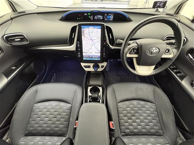Toyota PRIUS PHV 2017 8101853-15