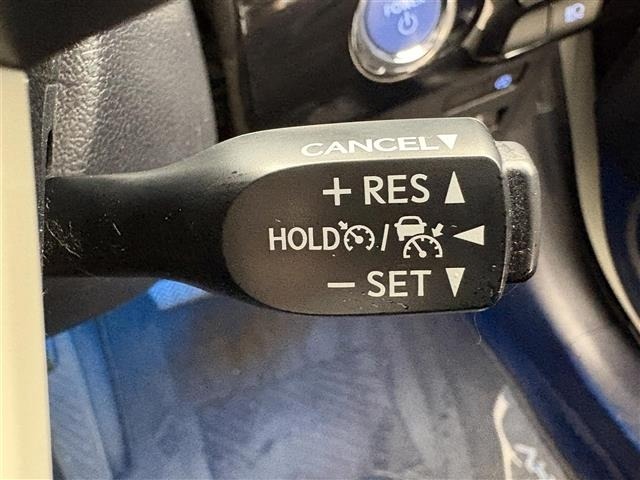 Toyota PRIUS PHV 2017 8101853-5