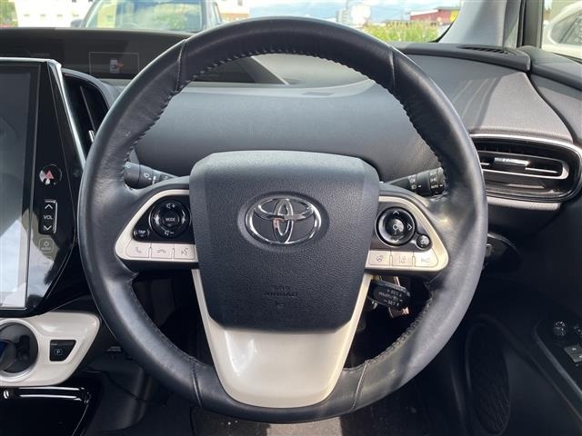 Toyota PRIUS PHV 2017 8101854-1