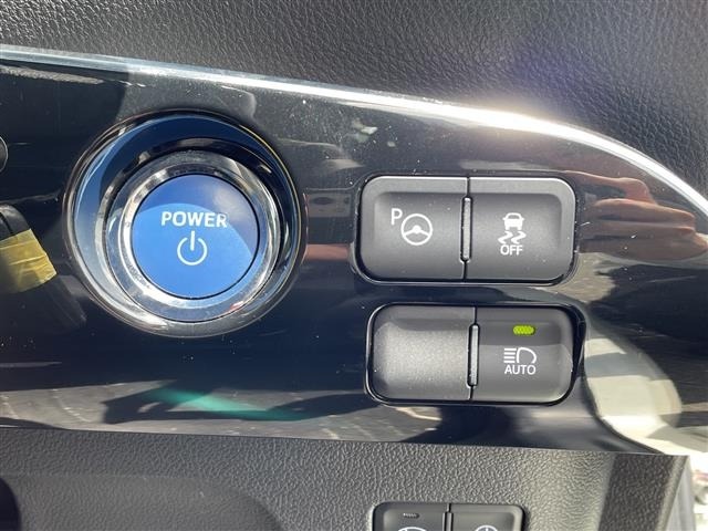 Toyota PRIUS PHV 2017 8101854-10