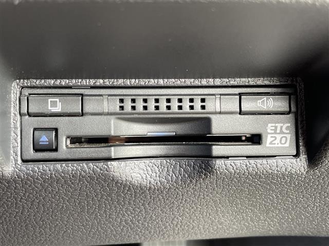 Toyota PRIUS PHV 2017 8101854-11
