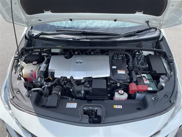 Toyota PRIUS PHV 2017 8101854-14