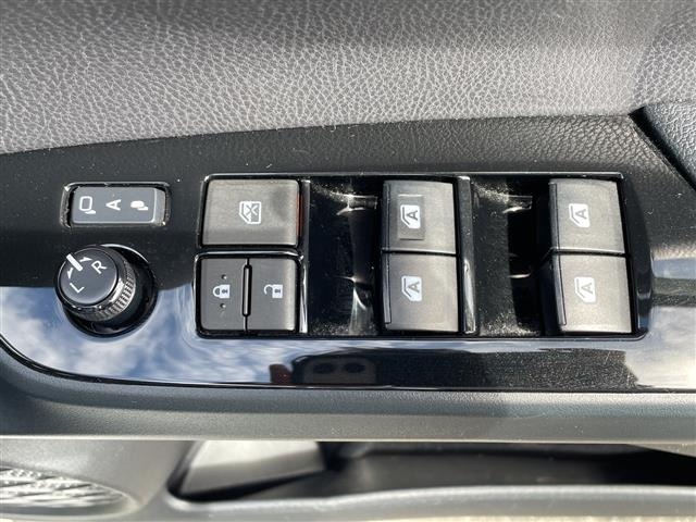 Toyota PRIUS PHV 2017 8101854-4
