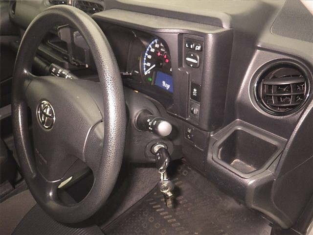 Toyota PROBOX VAN 2021 8094736-8