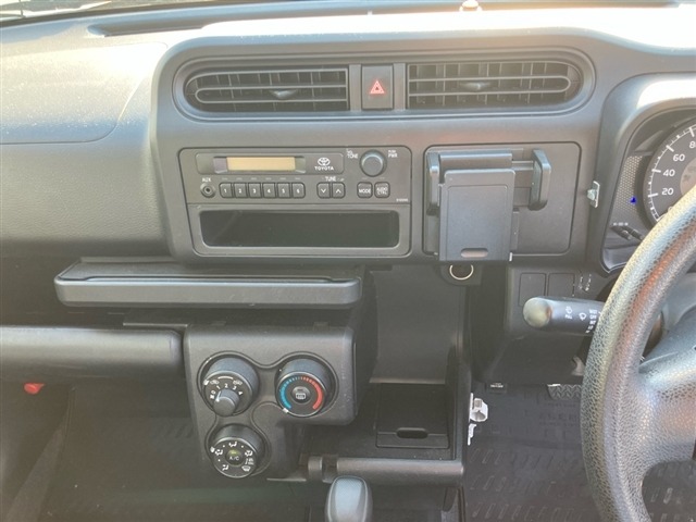 Toyota PROBOX VAN 2017 8094950-4