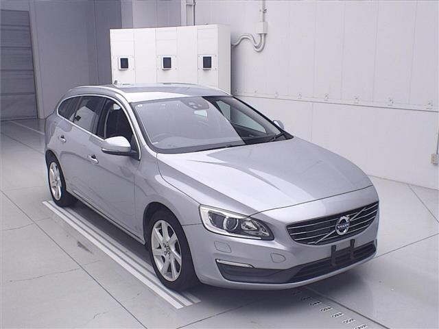 Volvo S60 2015 8090345-0